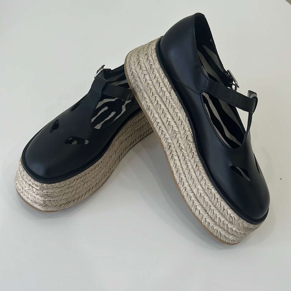 Burberry  wedges sandals shoes NWT